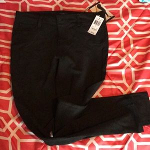NWT Dark gray Celebrity Pink Skinny Jeans